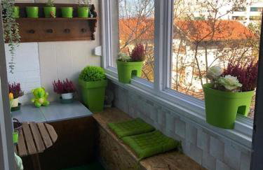 Ami-go/ Blizu zračne luke Zagreb - Foto 8