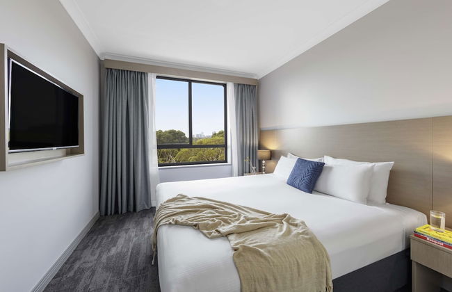 Oaks Sydney North Ryde Suites - Photo 10