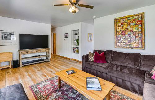 Walk to Flathead Lake Airy Home with Mtn Views! - Foto 2