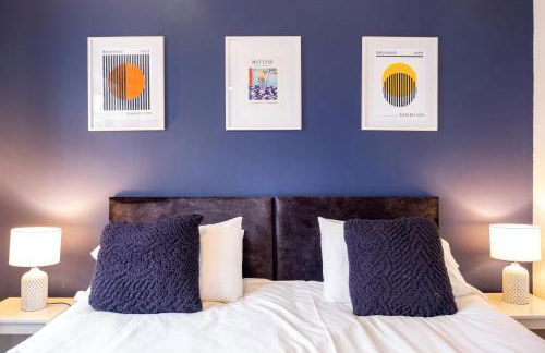 Stylish & Convenient 3 Bedroom House - Perfect for Contractors and Leisure Guests - Sleeps up to 5 - Foto 25