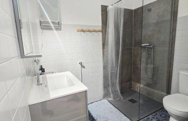 Cocon pour 2 - vue sur le clocher - Foto 9