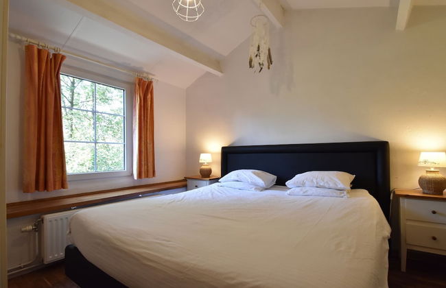 Cottage With Bubble Bath - Photo 4