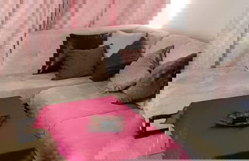 2-bed - Sleeps 4 - w Parking - Foto 8