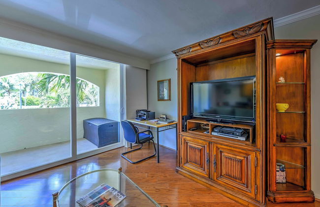 Marco Island Condo with Patio Steps to Beach Access - Foto 35