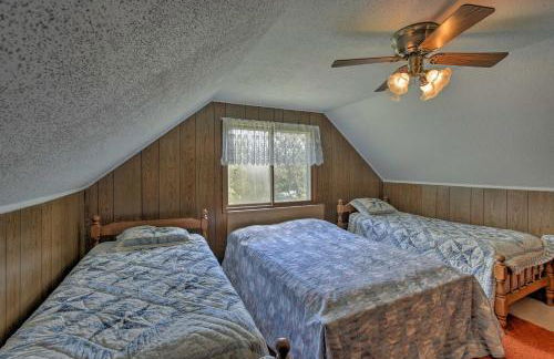 Walk to Green Lake and Beach Cozy Cabin with Deck - Foto 16