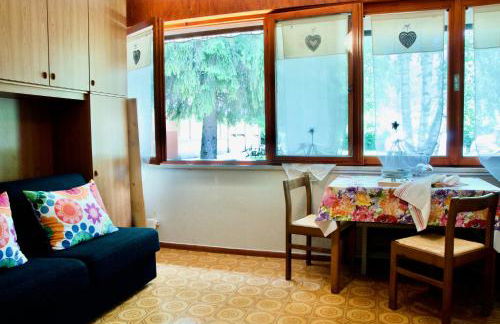 Al Sole di TSS' - Cozy Apartment a 20 Metri dal Lago di Caldonazzo - Perfetto per coppie a Calceranica al Lago - Foto 2