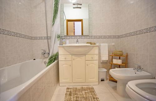 WATERS HOUSE - Feel at Home ir our Sea - Foto 23