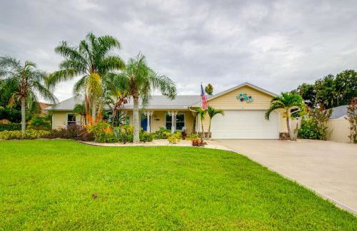 Outdoor Oasis with Bar and Lanai Tavares Escape - Photo 2