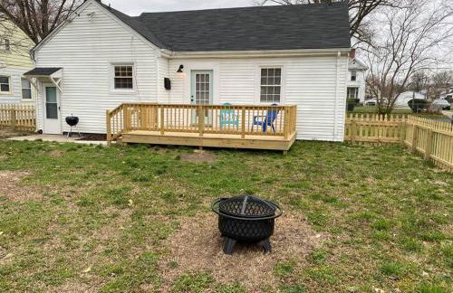 RVA Cottage Cozy & Spacious Near Downtown - Foto 23