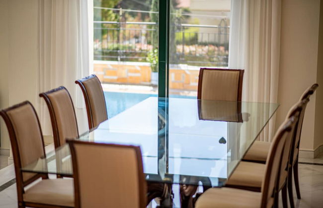 Vouliagmeni Athenian Riviera Villa - Photo 38