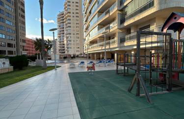 Magnifica ubicación ,amplio ,luminoso, a 50 m de la playa - Photo 15