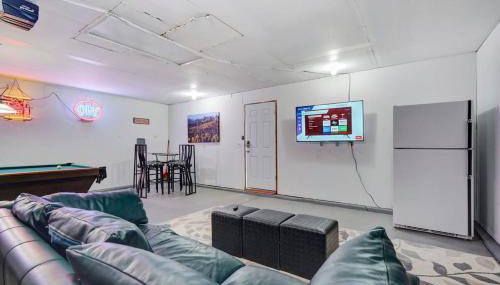 Pikes Peak Pool Hall - Near Top Spots BBQ Fire Pit - Foto 2