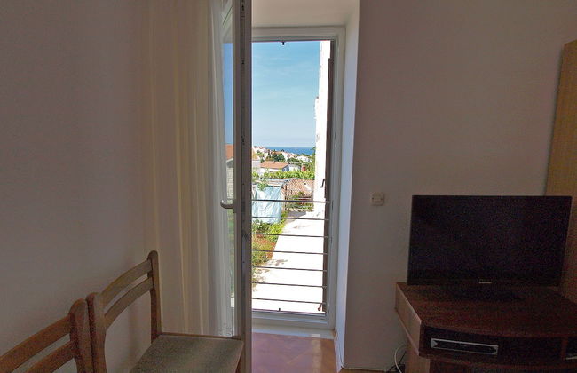 Apartment 761 - Photo 21