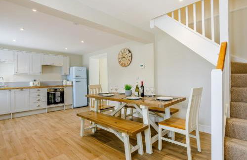 City to Country Retreat Luxury Cottage with Hot Tub - Foto 24