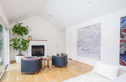 Summerwood by Rove Travel Home with Pool & Hot Tub - Foto 18