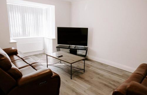 Apsley Way, 5 bed 4 bathroom house - Foto 48