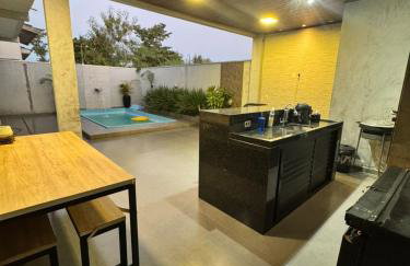 Casa da Maga com piscina no Jd Cataratas Foz - Foto 17