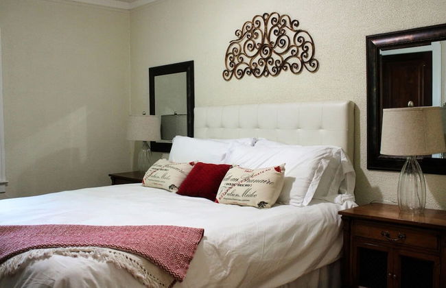 Glamorous Green Beauty in the Heart of University District 15min to Downtown - Foto 31