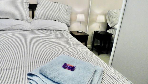 Gower - 2 Beds - Parking - EV Charger - Wifi - Foto 3, Habitación