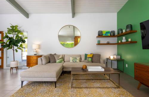 Shaken Not Stirred in Sunrise Park by Acme House Company - Foto 16