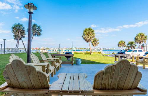 Sabine Yacht & Racquet by Southern Vacation Rentals - Foto 28