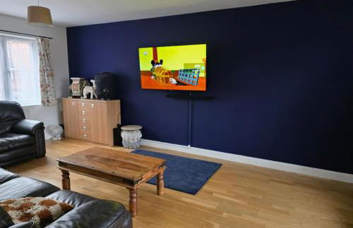 5bed House, 8 Double beds Perfect for large groups - Foto 16