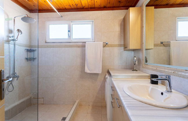 Seaview Nature Retreat - Filiatra s Cozy Hideaway - Foto 16