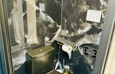 1 Large Bedroom Contemporary Luxe Stay - Foto 6