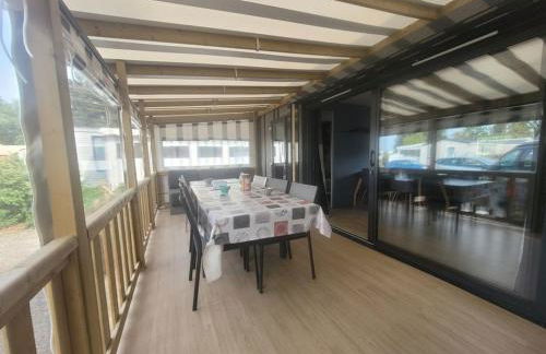 Mobil-home moderne avec piscine couverte, proche mer, 6 pers, animaux admis - FR-1-777-25 - Foto 1