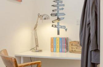 Elegant Epsom Family - Photo 26