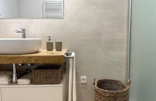 Apartamento nuevo céntrico frente al mar en Palamós - Foto 18