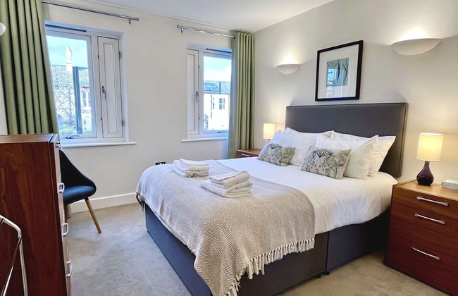 Your Space Apartments - The Hamilton's - Photo 4