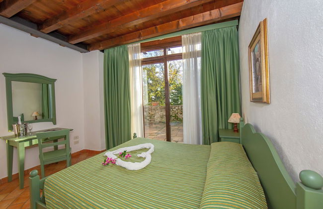 Liano Ginestra -Terrace & parking - Photo 10