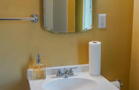 Cozy Corner, stylish 1bed near Navy Base! - Foto 4