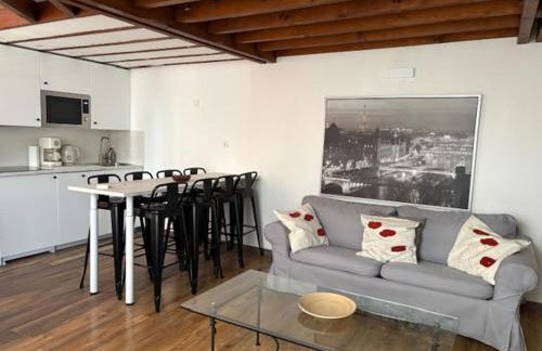 Paris Eiffel Tower et Disney apartments, parkings gratuits et sécurisés, 10 minutes métro to Paris - Foto 60