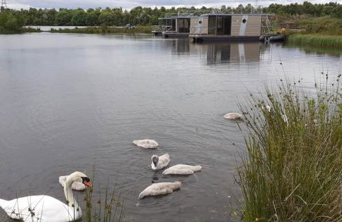 Couston Lakes Resorts - Photo 16