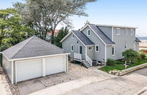 Chic Manistee Cottage Steps to Lake Michigan! - Foto 28