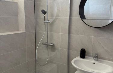 Maison refaite à neuf avec jacuzzi - LE HOMARD 13 - Foto 12