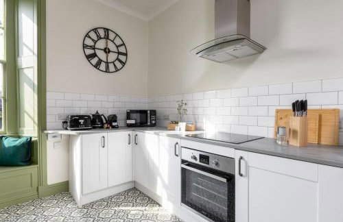 Historic Trackside Retreat, Charming Getaway - Photo 12