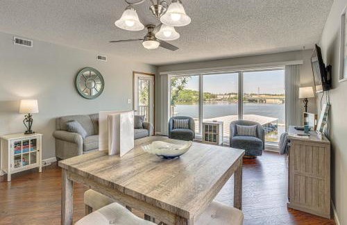 Lakefront Osage Beach Condo w/ Balcony & Pool - Foto 1