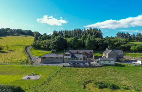 Vale Farm Cottages - Photo 1