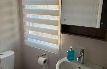 3 BEDROOMED CARAVAN WITH AMAZING SEA VIEWS! - Foto 12