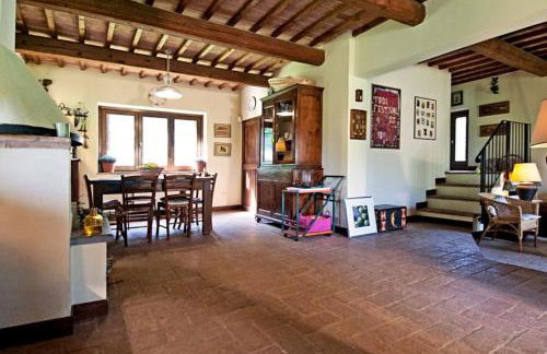 Villa I Camini - Outbuilding, dependance - Swimming pool - Garden - BBQ and fireplaces - Soccer field - Foto 3