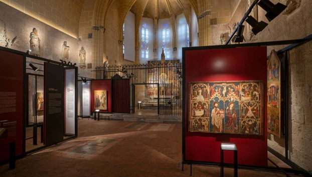 Tour the cathedral at your own pace