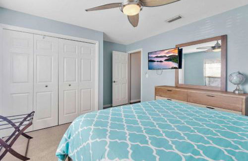 Waterfront Pool House with Heated Pool - Foto 28