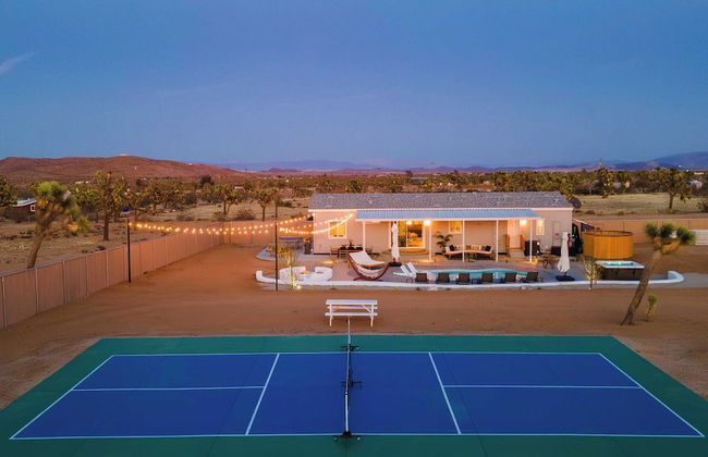 Pool, Spa, Pickleball & Piano Near Pioneertown Harmony House by Avantstay - Foto 59