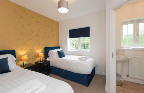 Park View - Stunning 2 bedroom house, both en-suite, 2 parking - Foto 16