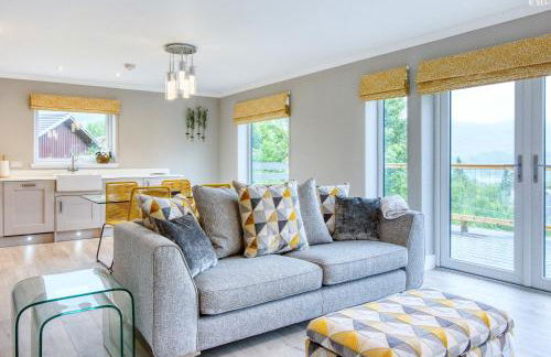 Stunning 5 star lodge with loch and mountain views - Foto 6