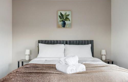 Aylesbury 4BR House-Garden & Parking Sleeps 10 - Foto 12