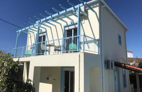 Breathtaking sea and Mountain views with Private pool, Peace full relaxing Villa with WiFi near Shops and Restaurants - Photo 12